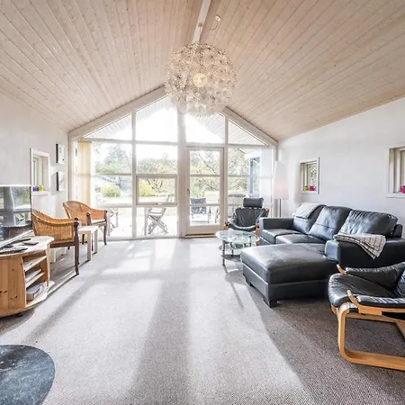 6 Person In Nørre Nebel